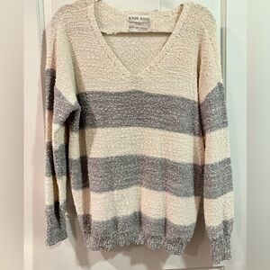 Knox Rose V-Neck Sweater - Cream and Gray Stripes